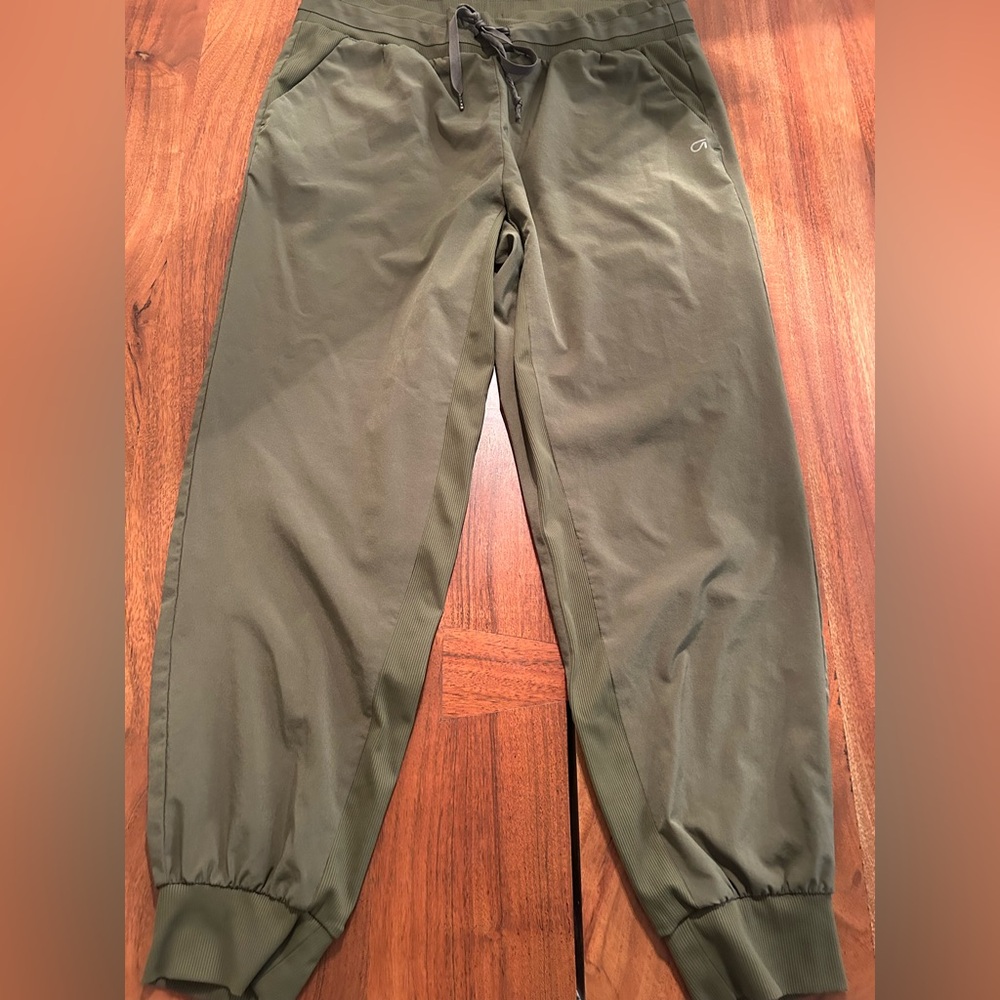 GAP Olive Joggers size medium